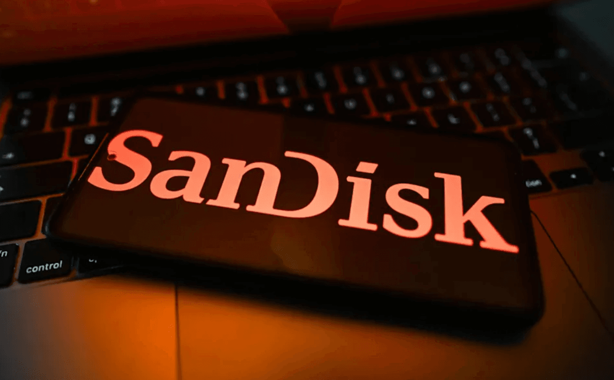 SNDK 股价预测 2026-2027:SanDisk 在经历 50% 暴跌后能否回升至 2,000 美元?
