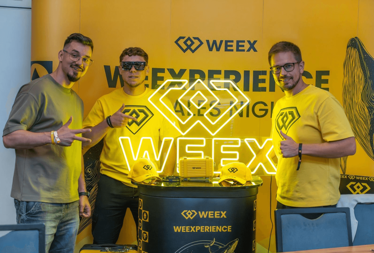 波兰 WEEXPERIENCE 交易训练营：WEEX 与 FireCrew 如何让加密货币交易触手可及